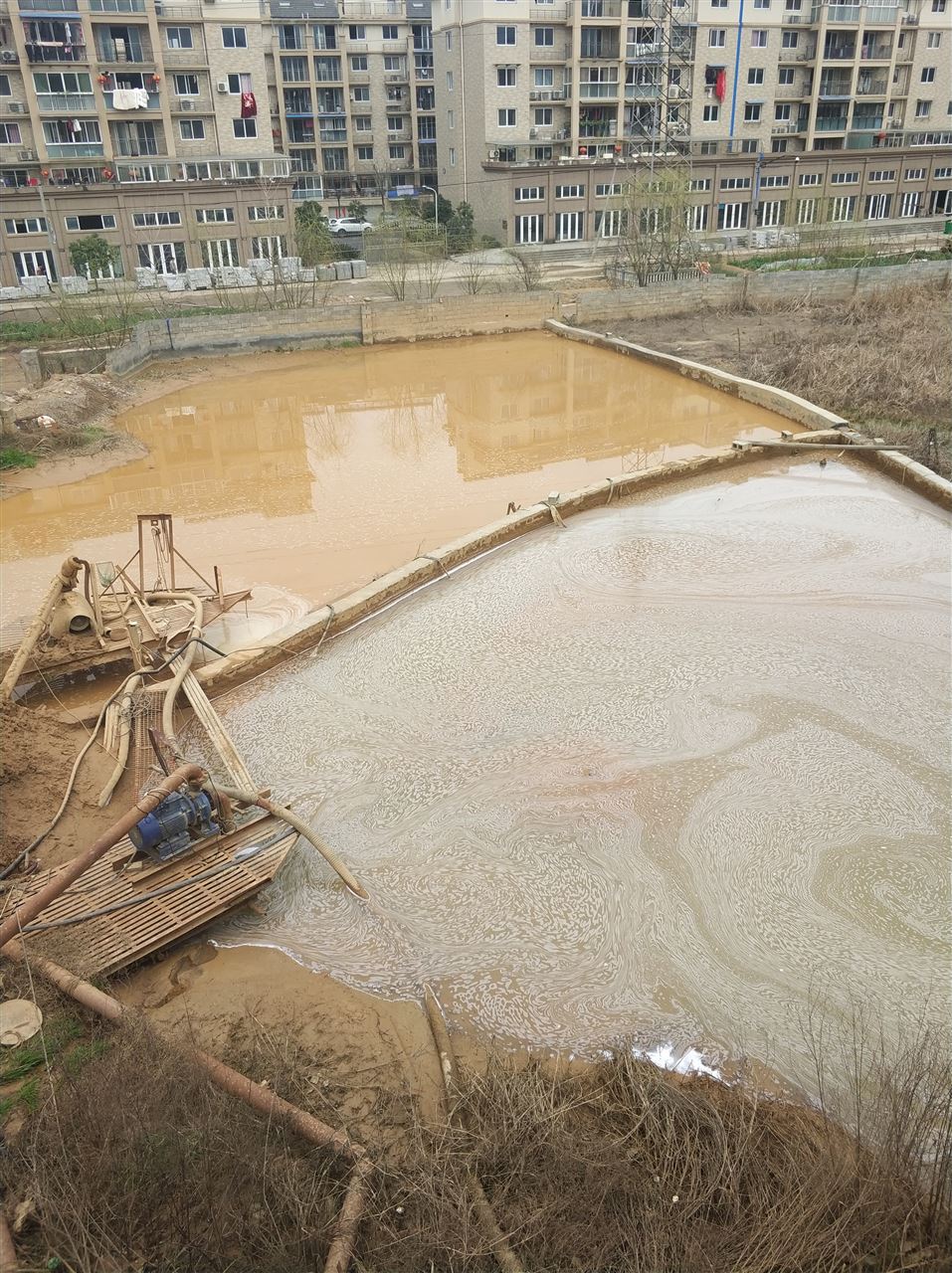 新北沉淀池淤泥清理-厂区废水池淤泥清淤